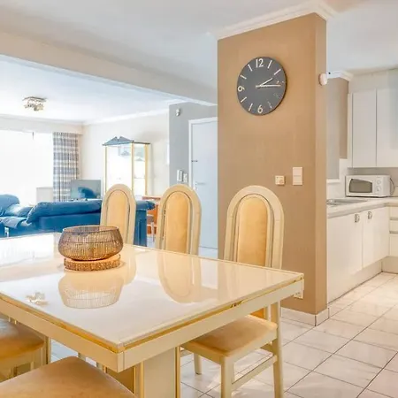 Apartman Cozy 4 Person Retreat Near Beach Blankenberge