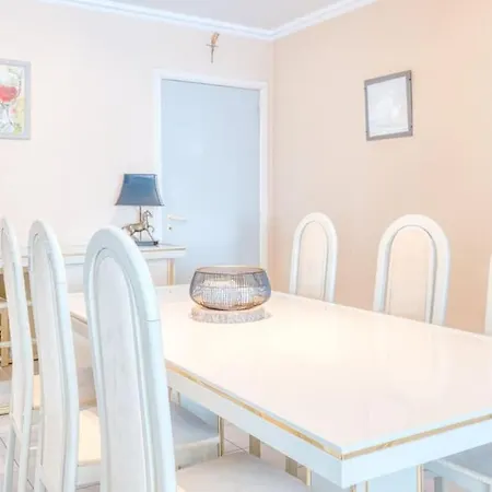 Apartman Cozy 4 Person Retreat Near Beach Blankenberge